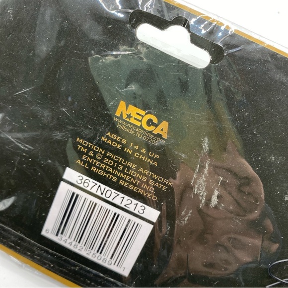 NECCA The Hunger Games: CATCHING FIRE Mockingjay Cuff New In Package - Picture 6 of 8